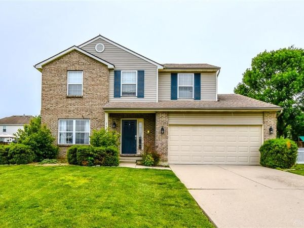 2005 Clearstream Way, Englewood, OH 45315