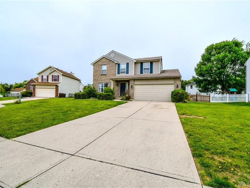 2005 Clearstream Way, Englewood, OH 45315 Photo 2