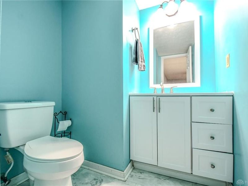 2005 Clearstream Way, Englewood, OH 45315 Photo 9