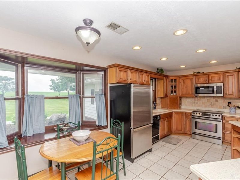 2274 Mann Road, Eaton, OH 45320 Photo 8