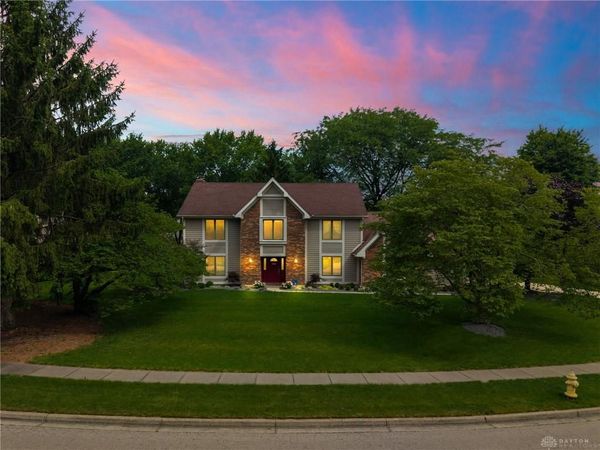 3822 Walnut Grove Lane, Beavercreek, OH 45440