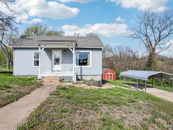 700 Lovett Street , De Soto, MO 63020