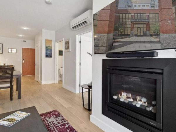 383 Commercial Street, Unit 413, Portland, ME 04101