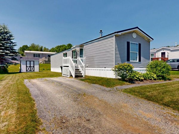 9 Anita Street, Sabattus, ME 04280