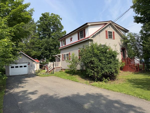 27 Delmont Street , Presque Isle, ME 04769