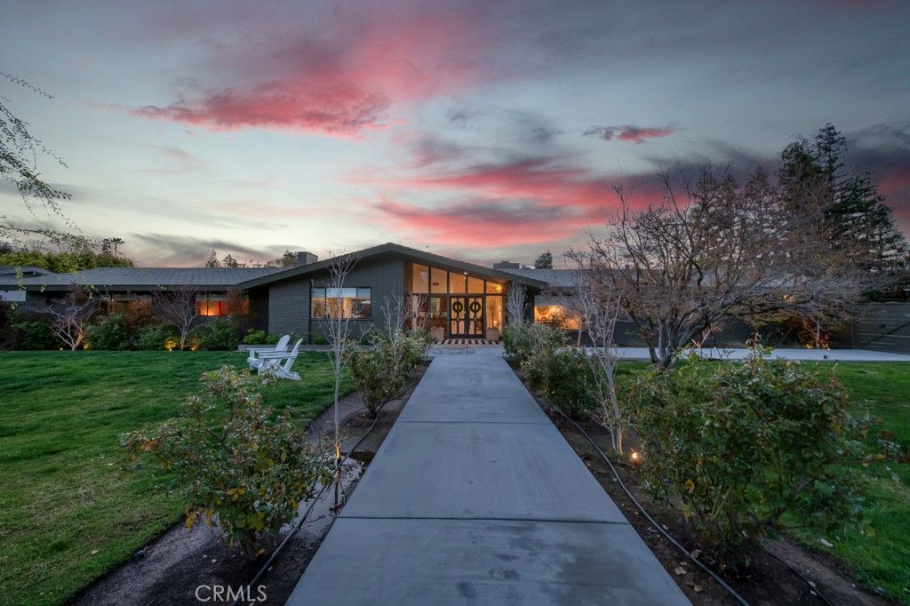 5385 N Van Ness Boulevard, Fresno, CA 93711 Main Photo
