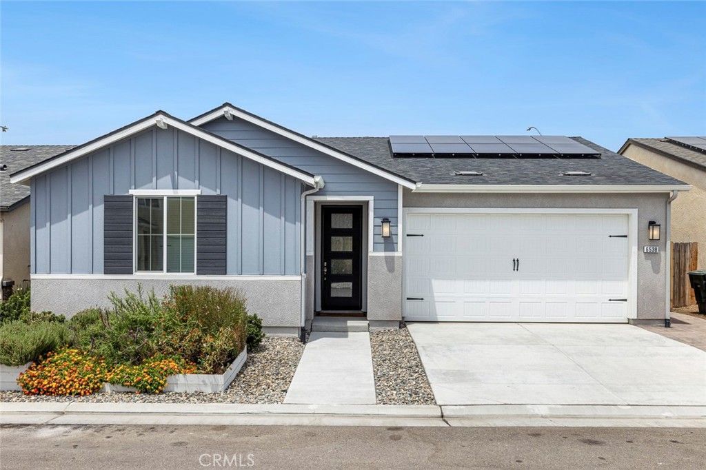 6538 E Lamona, Fresno, CA 93727 Main Photo