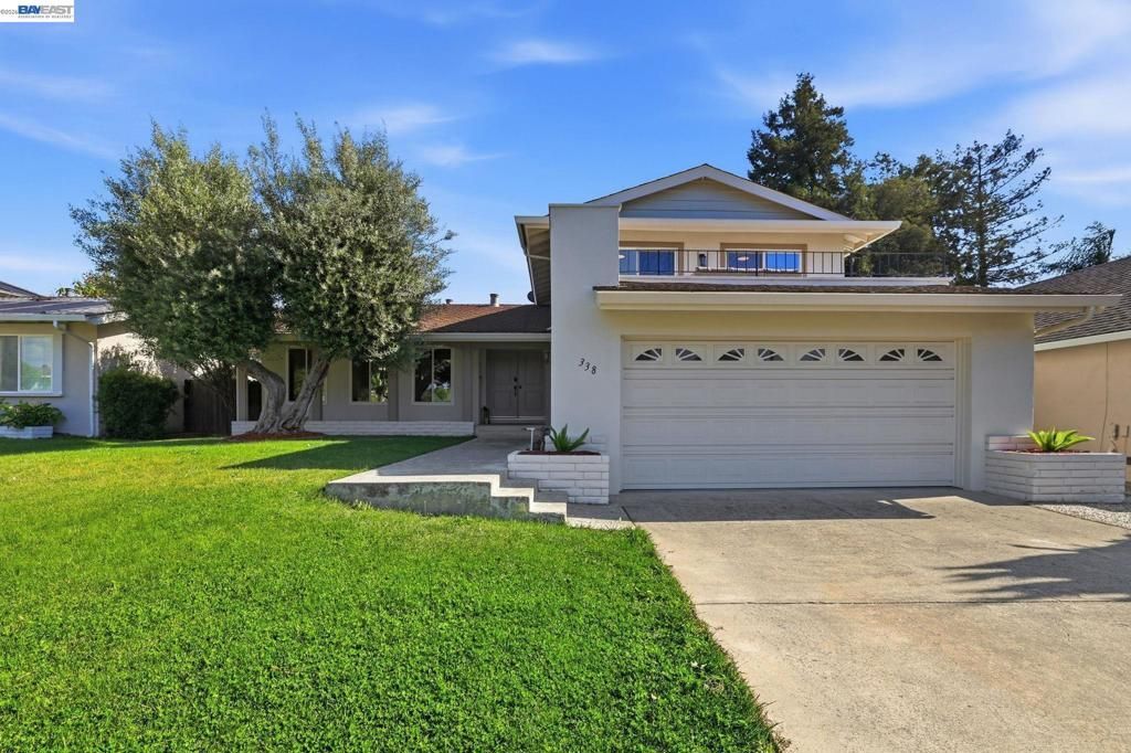 338 Avenida Nogales, San Jose, CA 95123 Main Photo