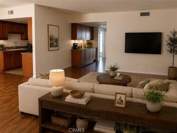 17230 Newhope, Unit 211, Fountain Valley, CA 92708