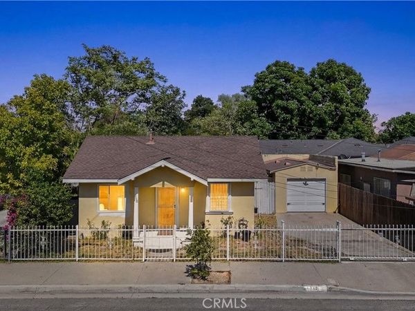 512 S Willowbrook Avenue, Compton, CA 90220
