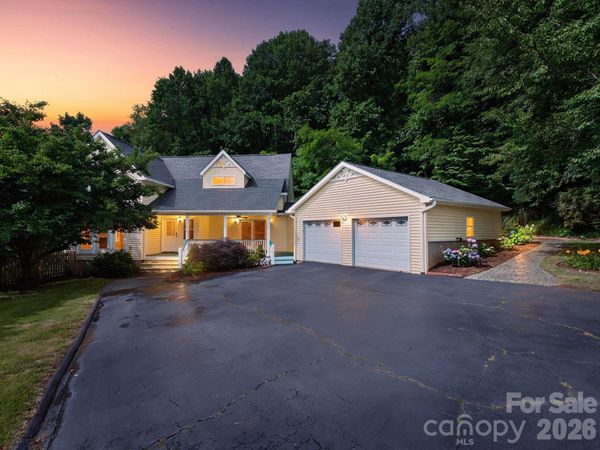 30 Apple Tree Way , Asheville, NC 28805