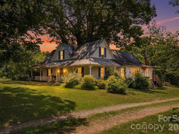 387 Beulah Road , Statesville, NC 28625