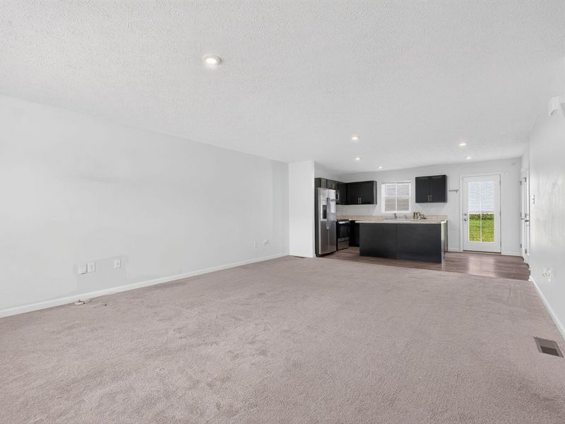 508 Skyway Drive, Springfield, OH 45505 Photo 9