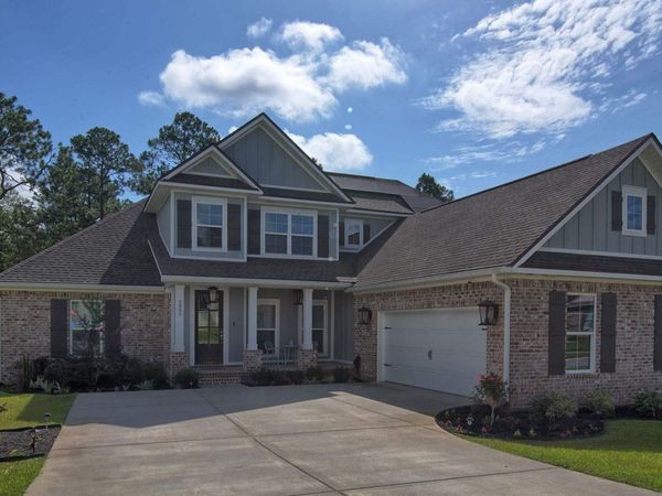 2990 Trestle Way, Cantonment, FL 32533