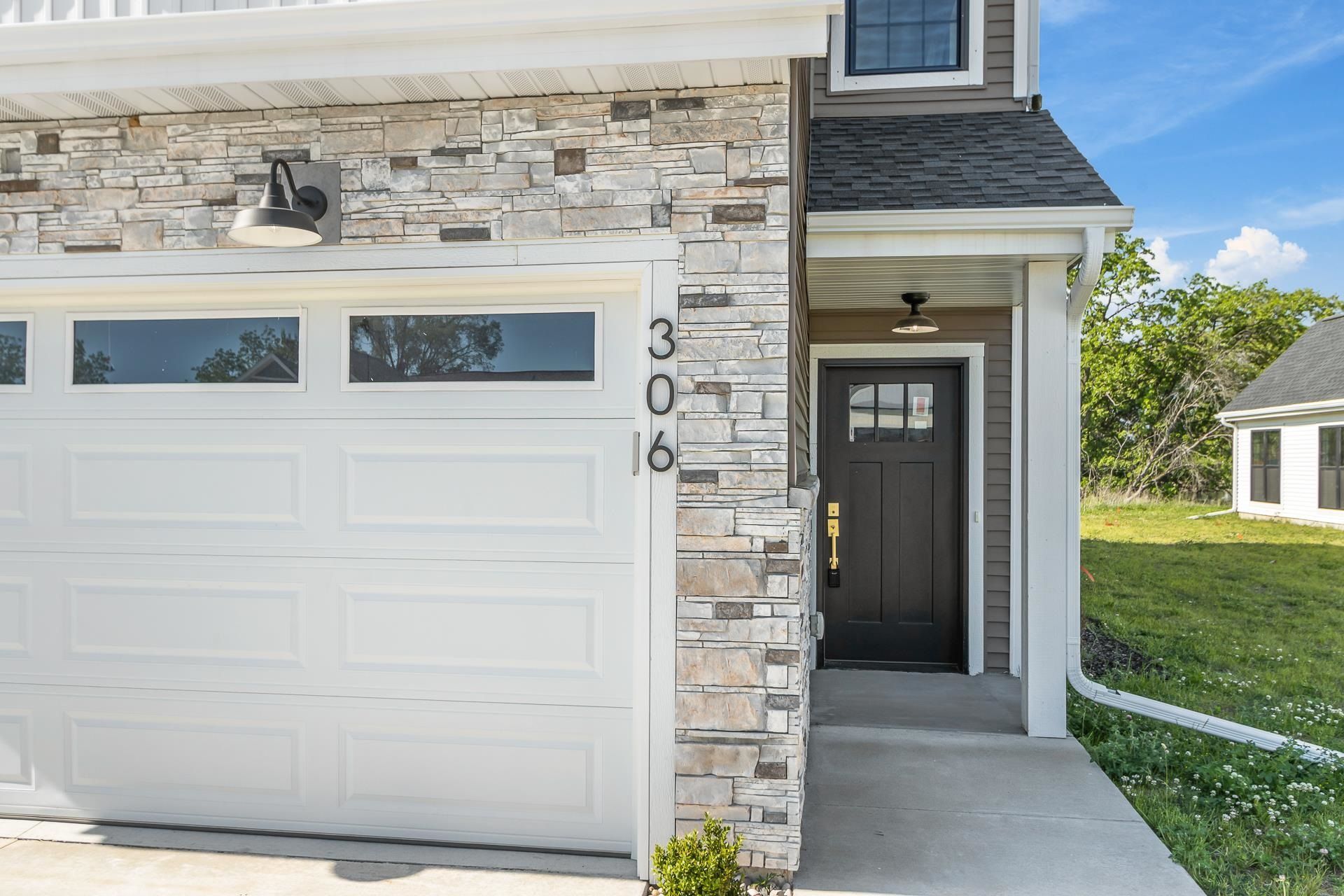 306 Willow Street, Unit 306, Pardeeville, WI 53954 Main Photo