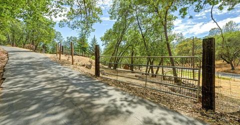 610 Clipper Heights Pl, Auburn, CA 95603 Photo