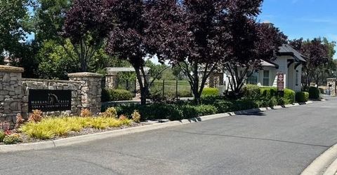 9245 Pinehurst Dr, Roseville, CA 95747 Photo