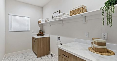 710 Hillcrest Ave, Roseville, CA 95678 Photo