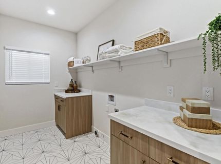 710 Hillcrest Ave, Roseville, CA 95678 Photo