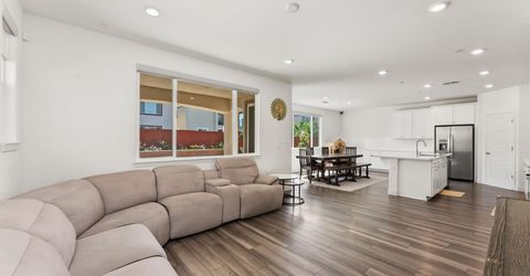 5718 Harveston Way, Sacramento, CA 95835 Photo