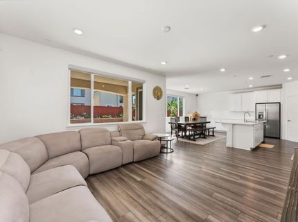 5718 Harveston Way, Sacramento, CA 95835 Photo