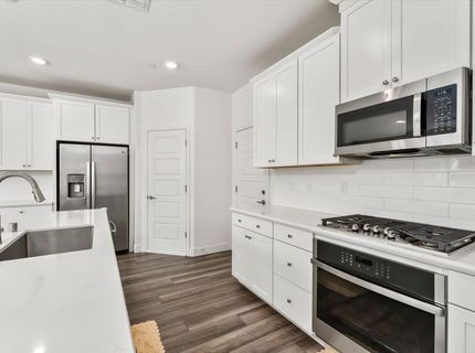 5718 Harveston Way, Sacramento, CA 95835 Photo