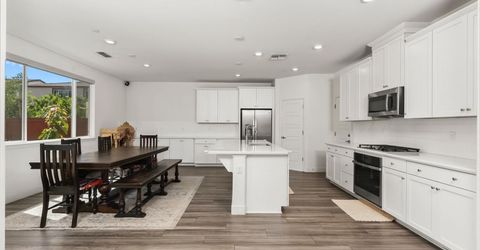 5718 Harveston Way, Sacramento, CA 95835 Photo