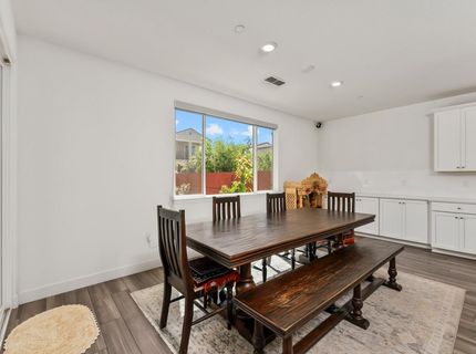 5718 Harveston Way, Sacramento, CA 95835 Photo