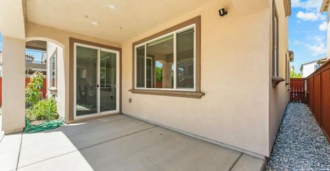 5718 Harveston Way, Sacramento, CA 95835 Photo