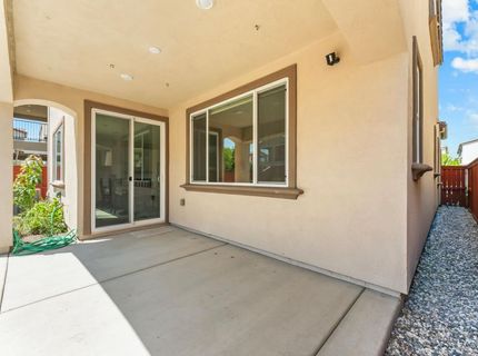 5718 Harveston Way, Sacramento, CA 95835 Photo