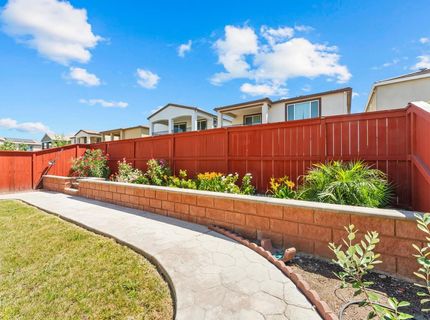 5718 Harveston Way, Sacramento, CA 95835 Photo
