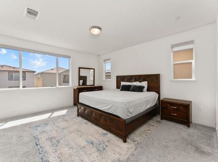 5718 Harveston Way, Sacramento, CA 95835 Photo