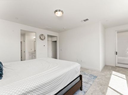 5718 Harveston Way, Sacramento, CA 95835 Photo