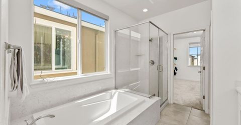 5718 Harveston Way, Sacramento, CA 95835 Photo