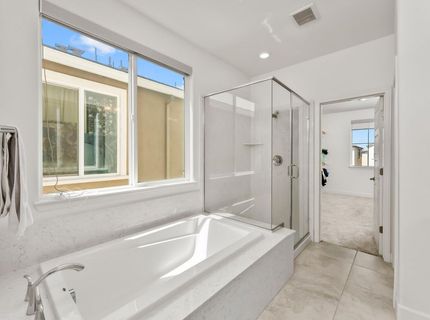 5718 Harveston Way, Sacramento, CA 95835 Photo