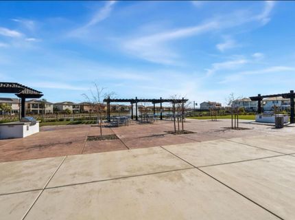 5718 Harveston Way, Sacramento, CA 95835 Photo