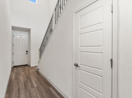 5718 Harveston Way, Sacramento, CA 95835 Photo