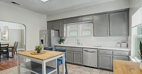 1914 7th St, Sacramento, CA 95811 Photo