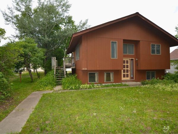 1420 1st Avenue E, International Falls, MN 56649