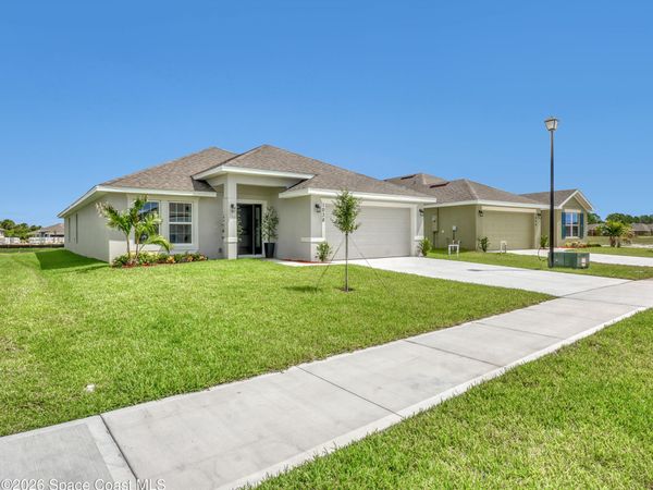 1038 Soleway Avenue NW, Palm Bay, FL 32907