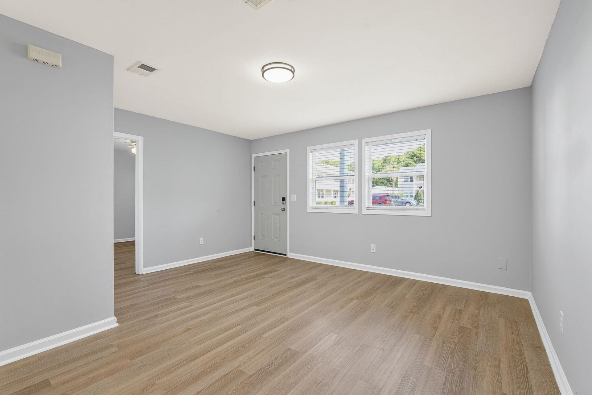 4150 N Horse Shoe Rd. Photo 10