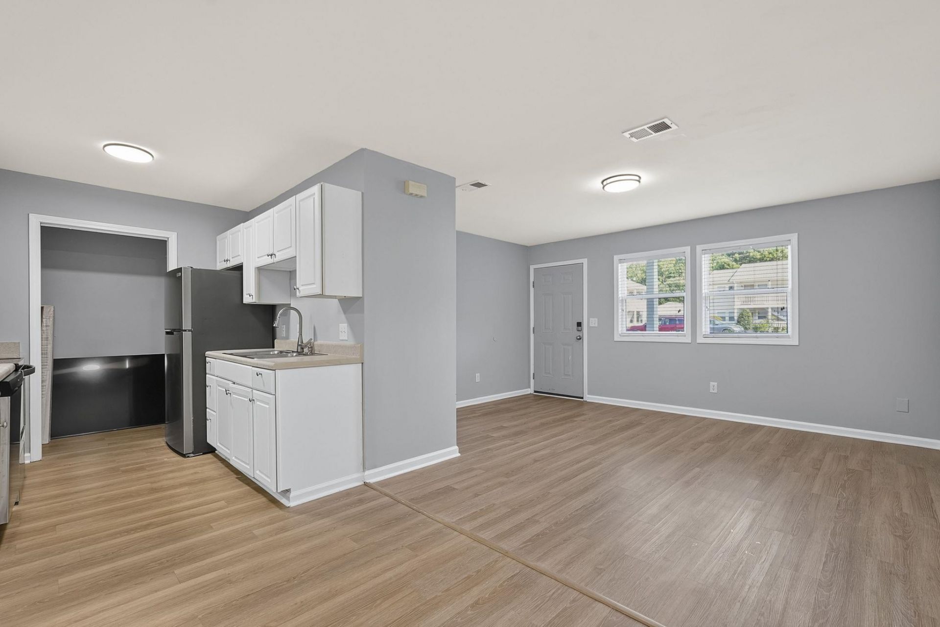 4150 N Horse Shoe Rd. Photo 11