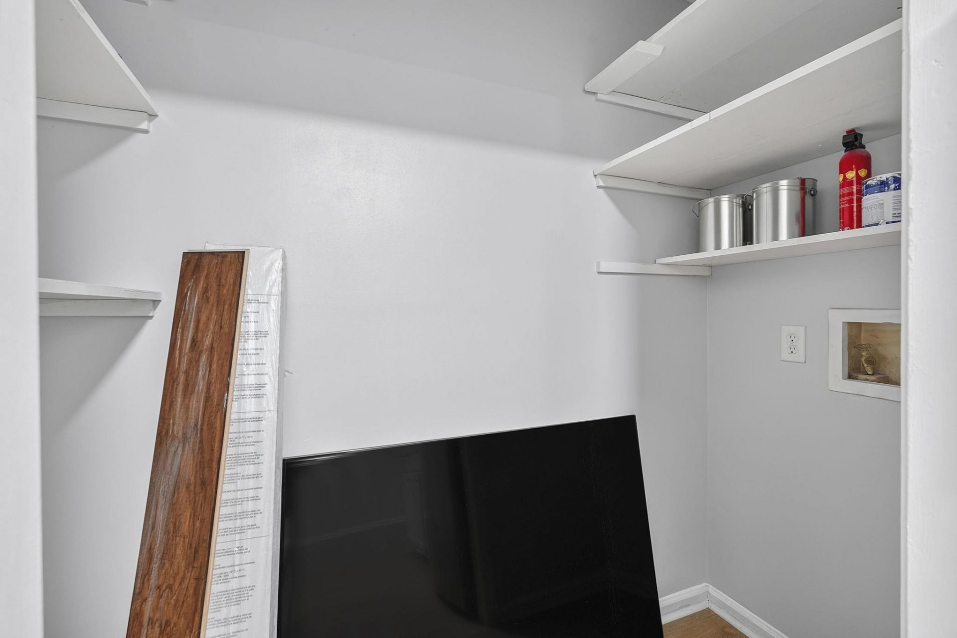 4150 N Horse Shoe Rd. Photo 16