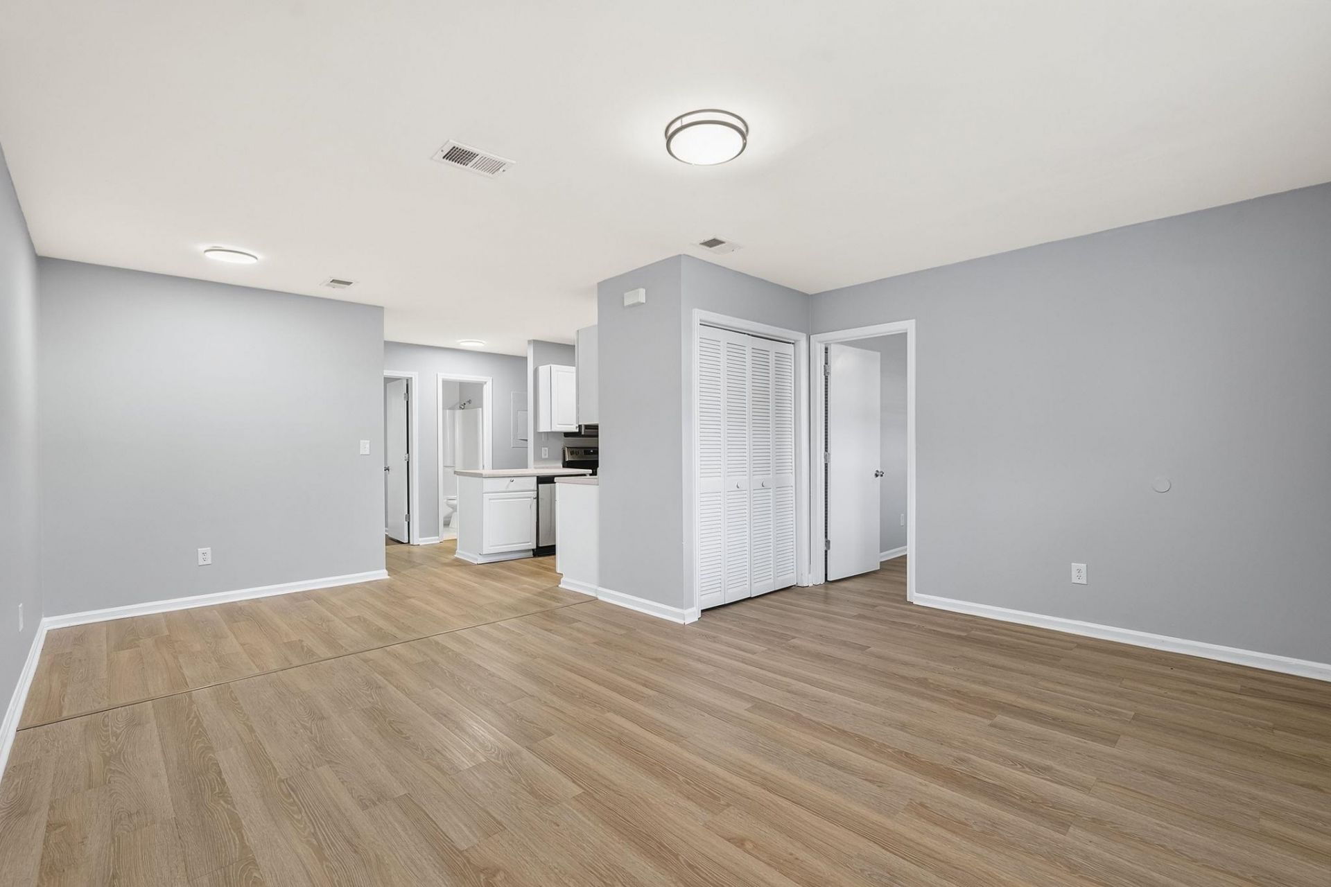4150 N Horse Shoe Rd. Photo 19