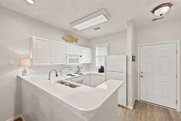 901 West Port Dr.  photo 4