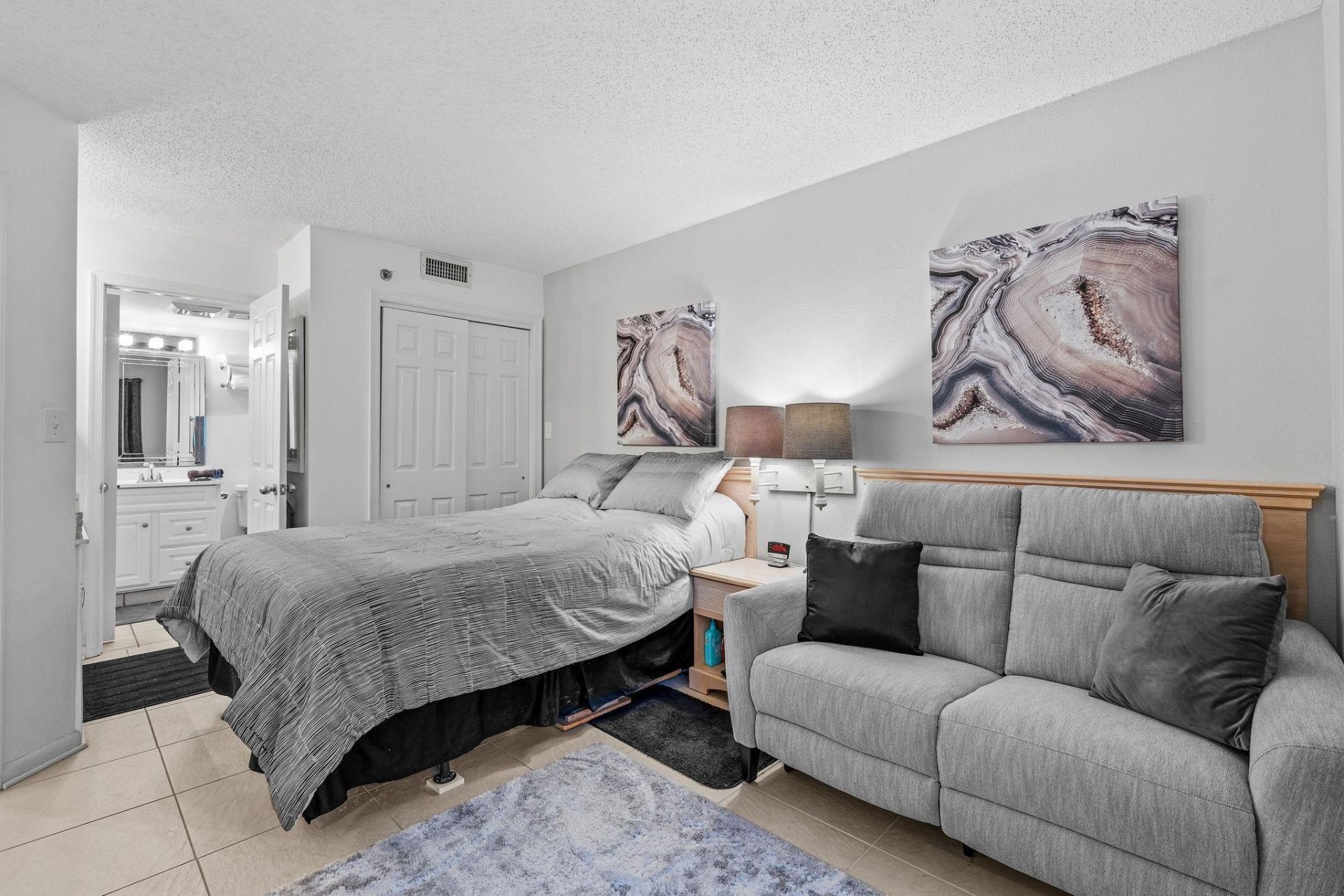 5523 North Ocean Blvd.  Photo 19