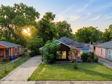 2655 Jennings Avenue, Dallas, TX 75216