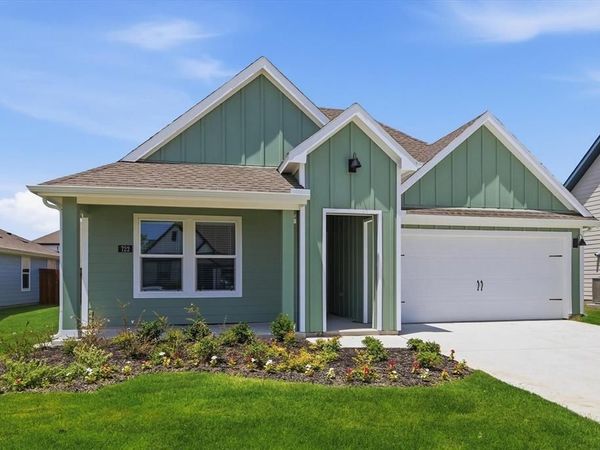 722 Orchid Way, Pilot Point, TX 76258