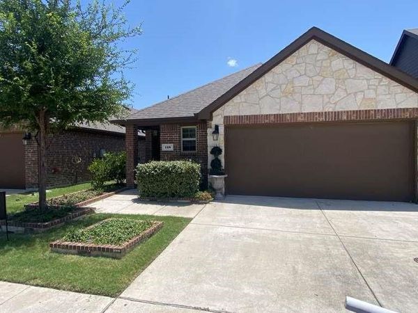128 Morgan Drive, Red Oak, TX 75154