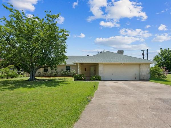 700 Panorama Loop, Waxahachie, TX 75165